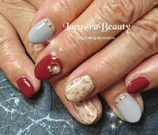 ネイル 小顔と腸の専門店 ラクーラビューティのエステ・リラクイメージ