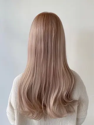 カラー MOERI /スタイリストのヘアスタイル