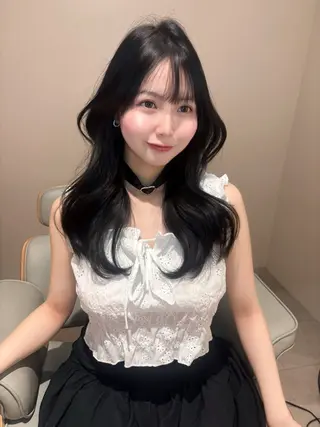ロング カラー ヘアアレンジ 𝐚𝐲𝐮𝐧𝐚 🤍のヘアスタイル