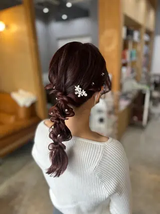 ミディアム miloc MOMOKAのヘアスタイル