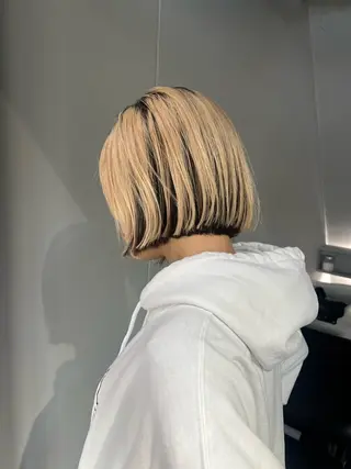 ショート カラー 🎀ハイトーン/レイ ヤー/Reina🎀のヘアスタイル