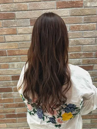 ロング カラー 齋藤 らいのヘアスタイル