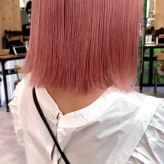 ショート カラー VIEWユリナ メイク/ カットのヘアスタイル