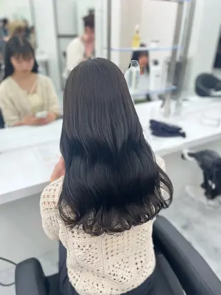 セミロング カラー ヘアアレンジ 艶髪ハイトーン🫧 Kurehaのヘアスタイル