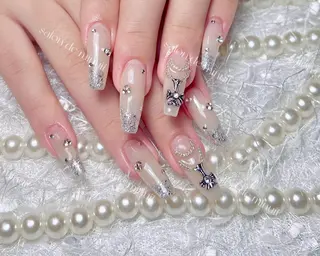 ネイル Salon de Minuit🦩のネイルデザイン