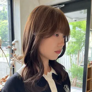 セミロング カラー 【ブリーチ特化】 イマダナツミのヘアスタイル