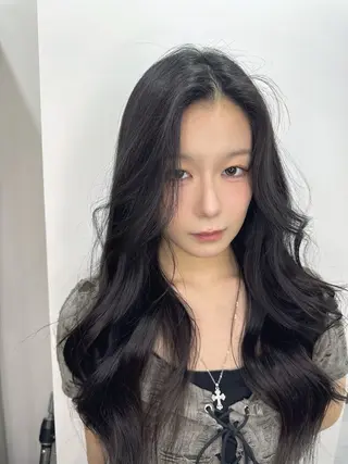 セミロング カラー ヘアアレンジ アイドル推しカラー叶 えます🇰🇷チナツのヘアスタイル