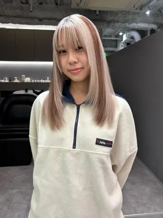 セミロング カラー 名古屋／デザイン／ ブリーチ/松井亮磨のヘアスタイル