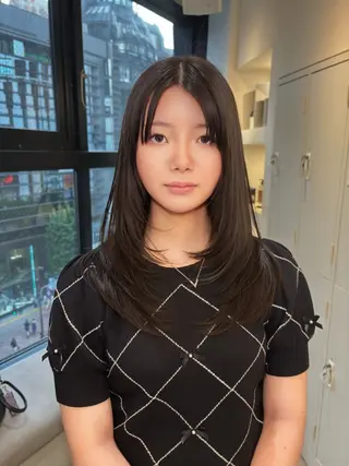 セミロング 🍀祥吾🍀レイヤー 艶髪❣️髪質改善❤️のヘアスタイル