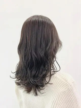 ミディアム 新宿/小顔レイヤー/ 顔まわり/西慶太朗のヘアスタイル