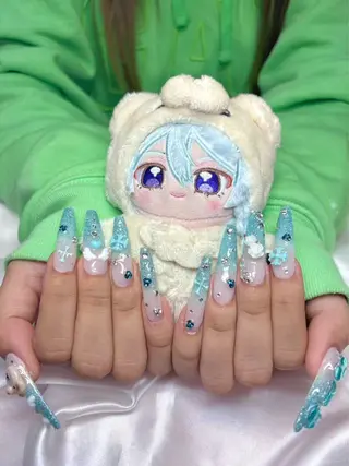 ネイル H’ami nailsalon 新大久保店所属・リサ 長さだし✨のネイルデザイン