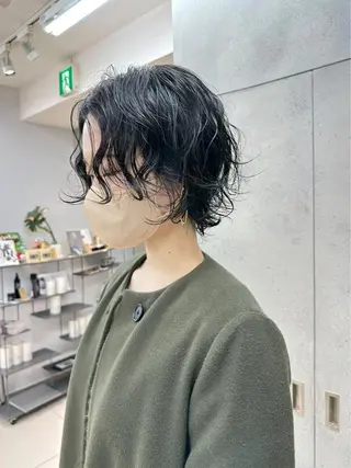 ショート カラー パーマ vain所属・パーマウルフショート 濱田匠のヘアスタイル