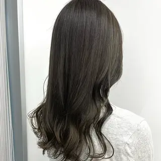 カラー 美髪縮毛矯正🫧 艶カラー/スズカのヘアスタイル