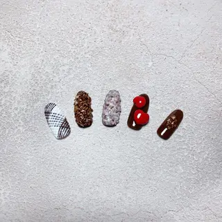 ネイル 菅 恵奈のネイルデザイン