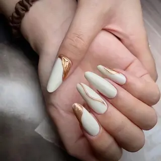 ネイル H1 ネイル サロンのネイルデザイン