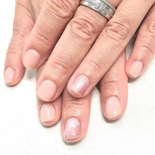 ネイル Bianca市ヶ谷店 Aiuraのネイルデザイン