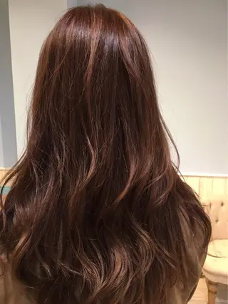 ロング カラー 小林 永佳のヘアスタイル