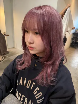 セミロング カラー 真鍋 哲大のヘアスタイル