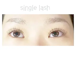 マツエク・マツパ U_la所属・U_la [ウーラ] 片岡の眉毛・アイブロウイメージ