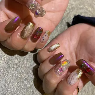 ネイル 【やり放題専門店】 スカルプ&長さ出しのネイルデザイン