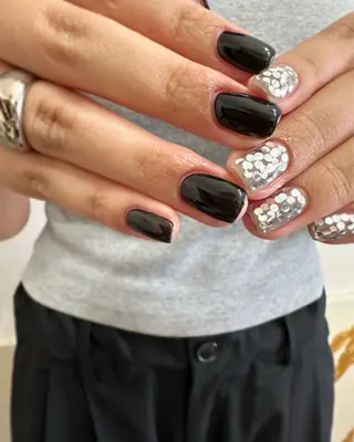 ネイル kiii.__ ✴︎*のネイルデザイン