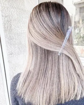 セミロング カラー ヘアアレンジ Mariana/ 鶴原-ハイライトのヘアスタイル