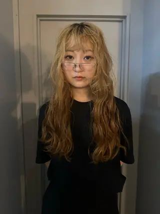 ロング カラー nimes所属・三輪 充希のヘアスタイル