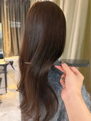 カラー 吉田 莉子のヘアスタイル