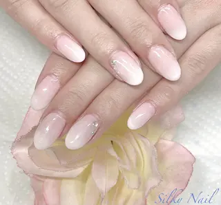 ネイル Silky_nail Sの眉毛・アイブロウイメージ