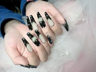 ネイル ガールネイルサロン所属・ガール　ネイルサロン 垣内　英里のネイルデザイン