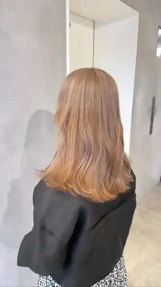 セミロング カラー 🔷ダブルカラーハイ トーン🔷櫻井走のヘアスタイル