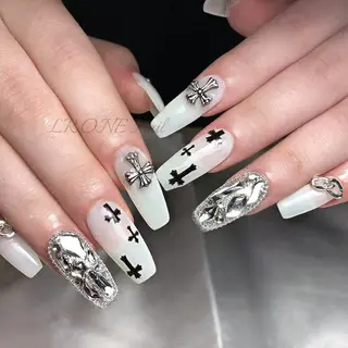 ネイル LR.ONE ヨウのネイルデザイン
