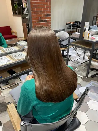 ロング 石原 悠貴のヘアスタイル