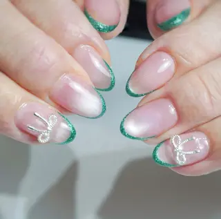 ミディアム Re nail所属・Re nailのネイルデザイン