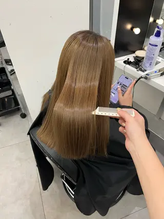 ロング HONOKA/ ブリーチ無し艶カラーのヘアスタイル