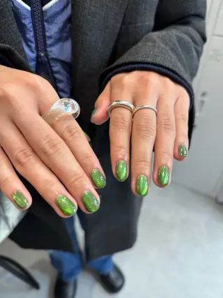 ネイル R'well所属・はばすみれ🎀ﾈｲﾙ 光ﾌｪｲｼｬﾙ ﾍｱのネイルデザイン