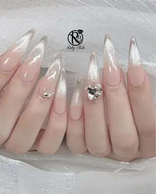 カラー ZIN RUBYNAILのネイルデザイン