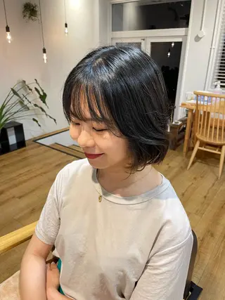 ミディアム 南 柚香のヘアスタイル