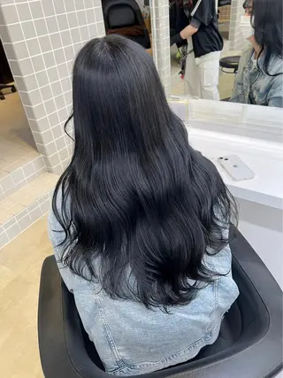 ロング カラー 💙ハイトーン韓国風 色白ヘア💙manaのヘアスタイル