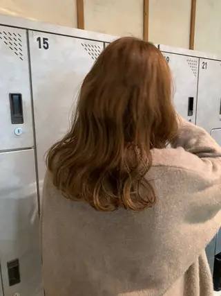 セミロング カラー ヘアアレンジ Door代官山所属・詩織/パーマ /代官山のヘアスタイル