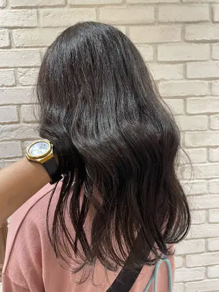 ロング シモカワ マシロのヘアスタイル