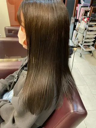 セミロング こすげひろと カラー講師のヘアスタイル