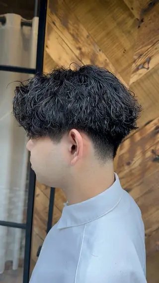 パーマ メンズ メンズカット　パーマ 特化美容師　中野稜平のヘアスタイル