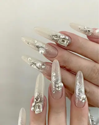 ネイル Cutil Nailsalon所属・Cutil. Nail🌈のネイルデザイン