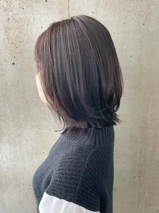 ミディアム 顔周り/透明感カラー アベ マホのヘアスタイル