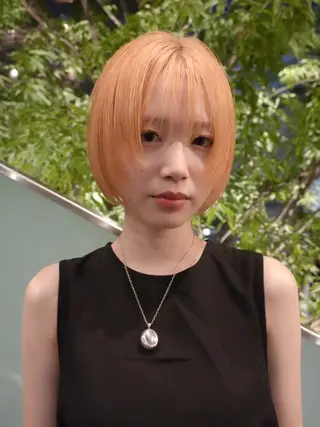 ショート カラー 艶髪ブリーチ 永井竜也のヘアスタイル