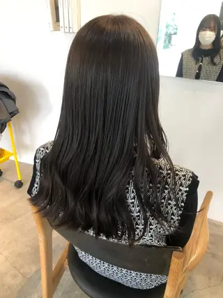 カラー yuragi所属・竹内 絢香のヘアスタイル