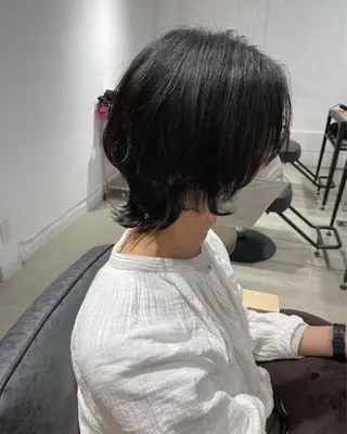 ショート 暖色カラー🍊 ボブ🌿顔周りcutのヘアスタイル