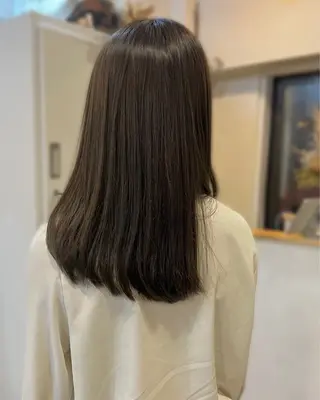 ミディアム カラー トレンドと似合わせ/ マンツーマン/西上楓のヘアスタイル