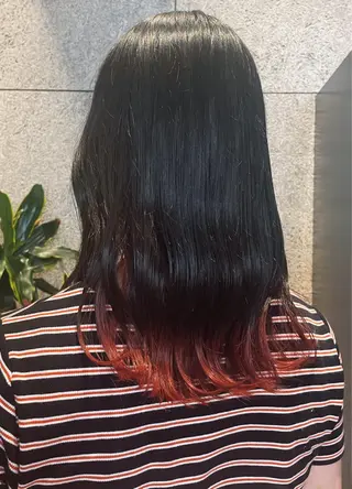 セミロング 美髪特化🩶 miyuのヘアスタイル